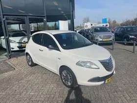 Lancia Ypsilon 0.9 TwinAir Gold thumbnail 4