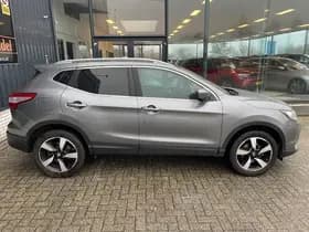 Nissan Qashqai thumbnail 5