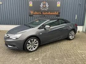Opel Cascada thumbnail 2