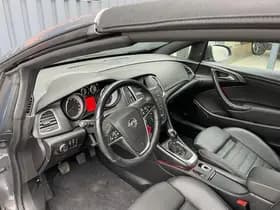 Opel Cascada thumbnail 11