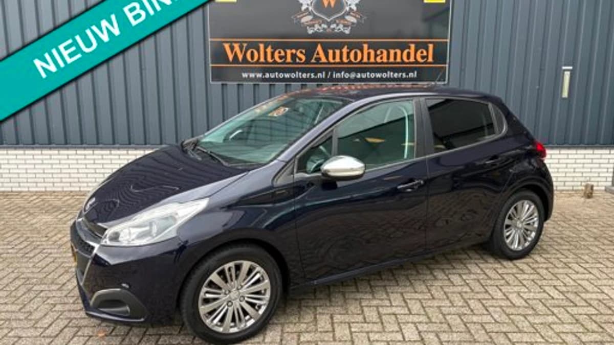 Peugeot 208 1.2 PureTech Active — foto 1