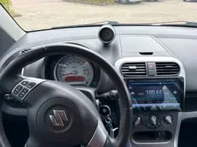 Suzuki Splash thumbnail 12