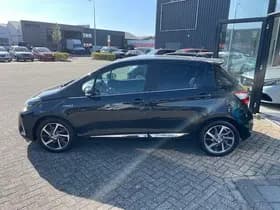 Toyota Yaris thumbnail 7