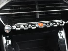 Peugeot e-2008 thumbnail 25