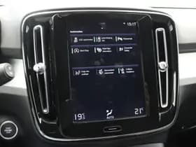 Volvo XC40 thumbnail 23