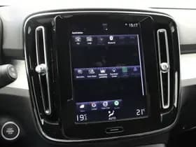 Volvo XC40 thumbnail 25