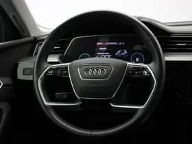 Audi e-tron thumbnail 11