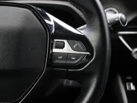 Peugeot e-208 thumbnail 21