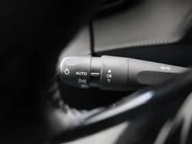 Peugeot e-208 thumbnail 22