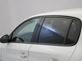 Peugeot e-208 thumbnail 32