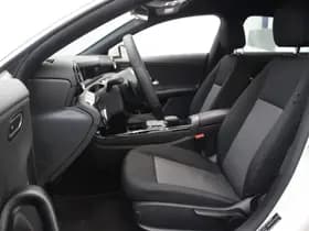Mercedes-Benz CLA-Klasse thumbnail 7