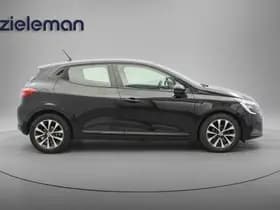 Renault Clio thumbnail 11