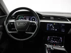 Audi e-tron thumbnail 4