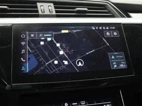 Audi e-tron thumbnail 5