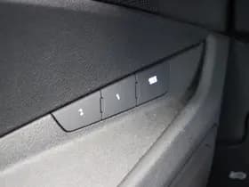 Audi e-tron thumbnail 8