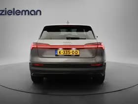Audi e-tron thumbnail 13