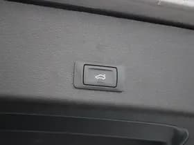 Audi e-tron thumbnail 8
