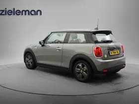 MINI Cooper thumbnail 3