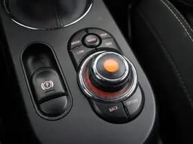 MINI Cooper thumbnail 26