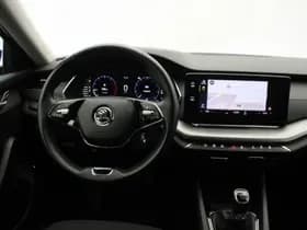 Škoda Octavia thumbnail 3