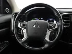 Mitsubishi Outlander thumbnail 23