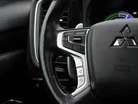 Mitsubishi Outlander thumbnail 24