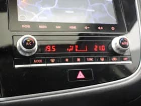 Mitsubishi Outlander thumbnail 30