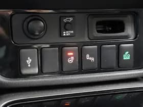 Mitsubishi Outlander thumbnail 32