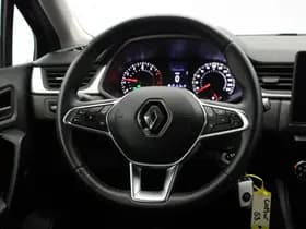 Renault Captur thumbnail 18