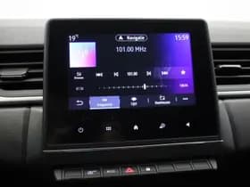 Renault Captur thumbnail 26