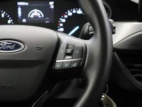 Ford Focus thumbnail 18