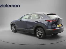 Mazda CX-30 thumbnail 2
