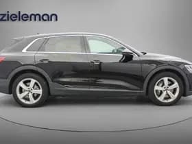 Audi e-tron thumbnail 13
