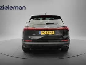 Audi e-tron thumbnail 15