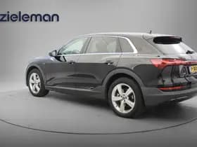 Audi e-tron thumbnail 3