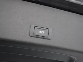 Audi e-tron thumbnail 9