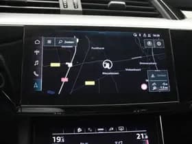 Audi e-tron thumbnail 5