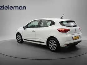 Renault Clio thumbnail 2