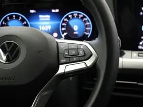 Volkswagen Golf thumbnail 20