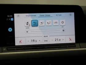 Volkswagen Golf thumbnail 25