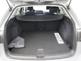 Volkswagen Golf thumbnail 9