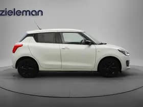 Suzuki Swift thumbnail 11