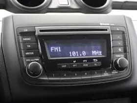 Suzuki Swift thumbnail 22