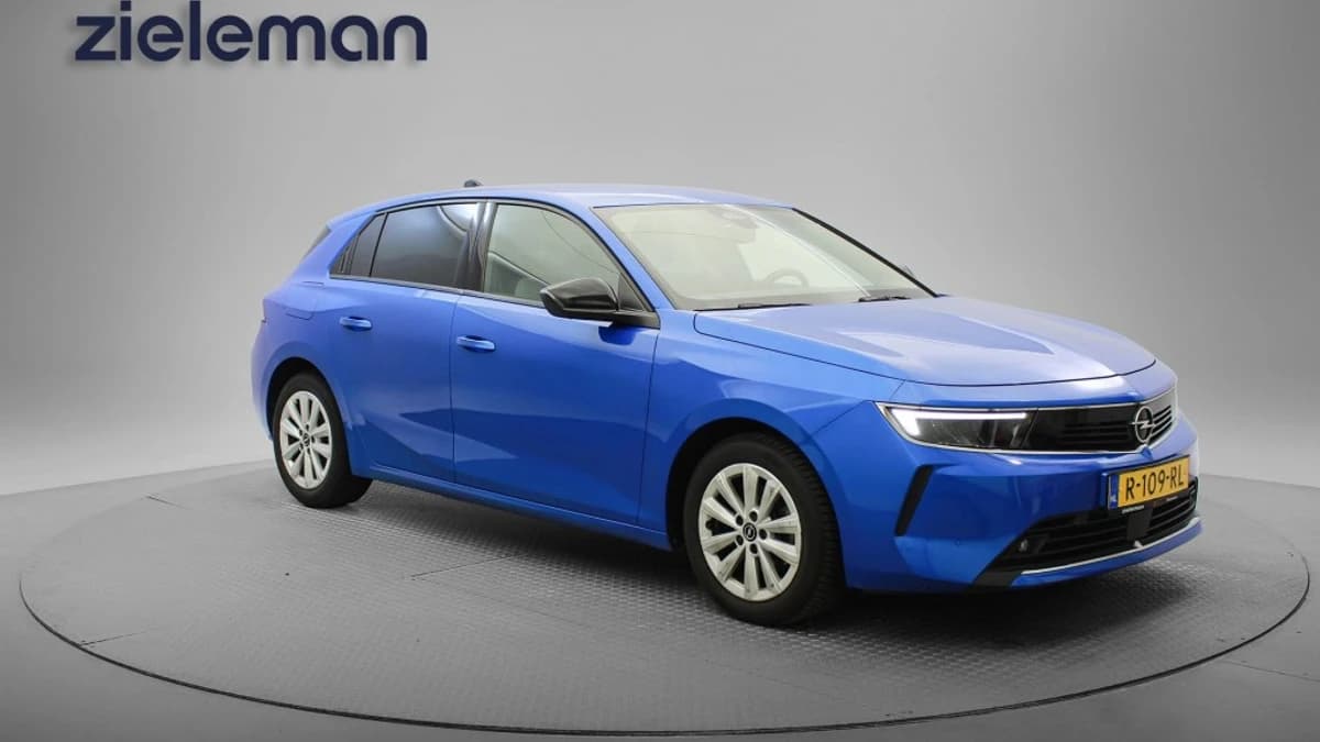 Opel Astra — foto 1