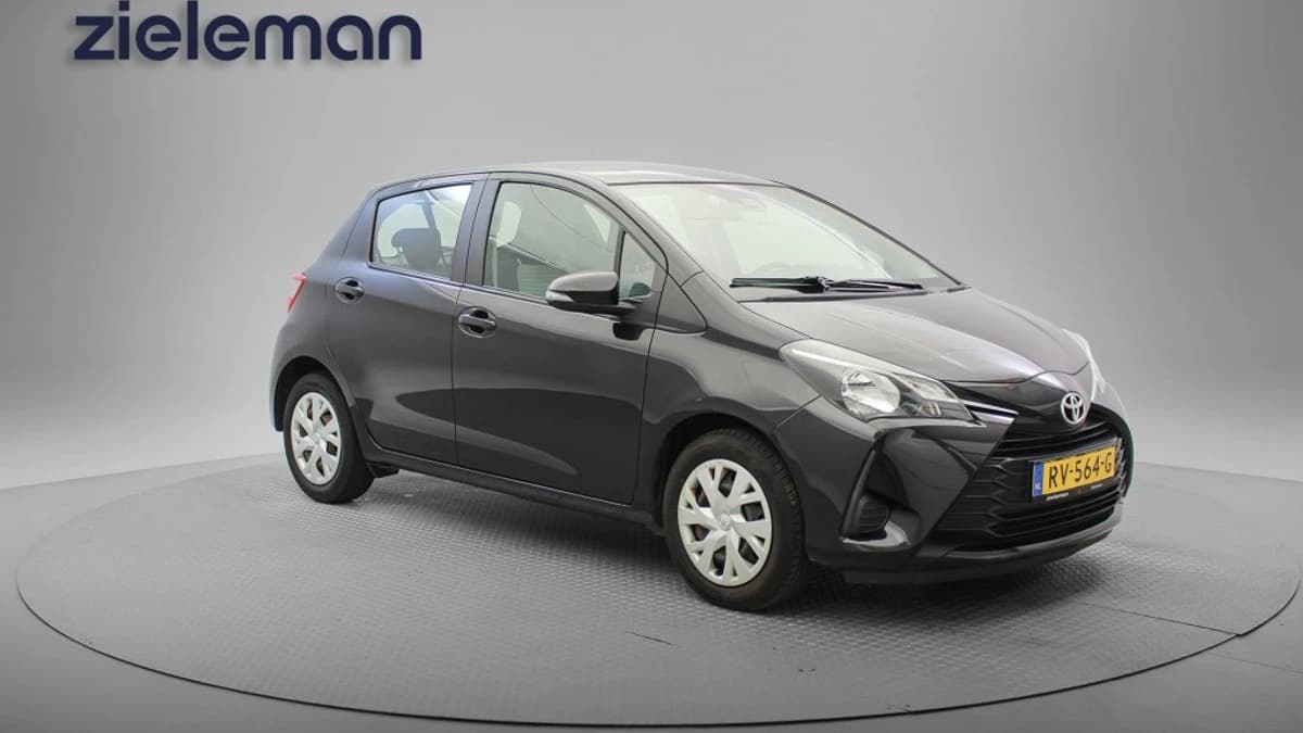 Toyota Yaris — foto 1