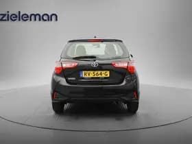 Toyota Yaris thumbnail 14