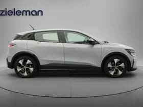 Renault Mégane E-Tech thumbnail 12
