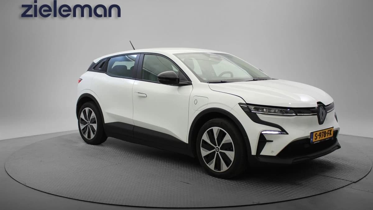 Renault Mégane E-Tech — foto 1