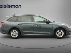 Škoda Octavia thumbnail 12