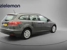 Ford Focus thumbnail 14